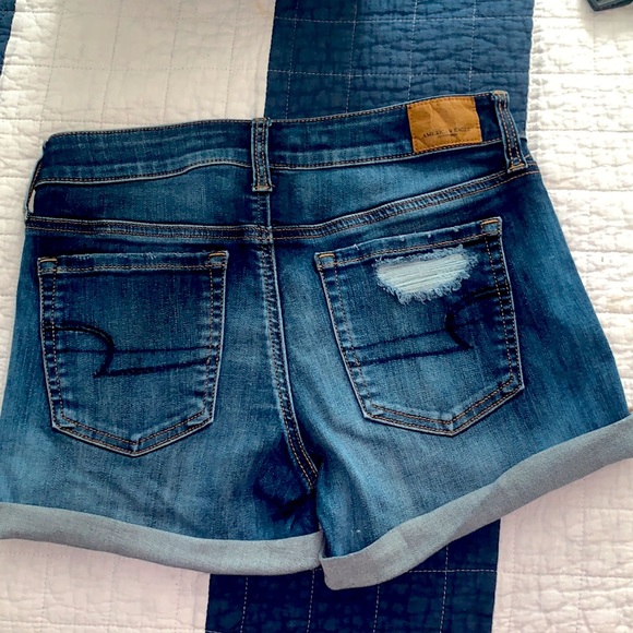 AEO Dark Wash Ripped Denim Shorts - Picture 3 of 3